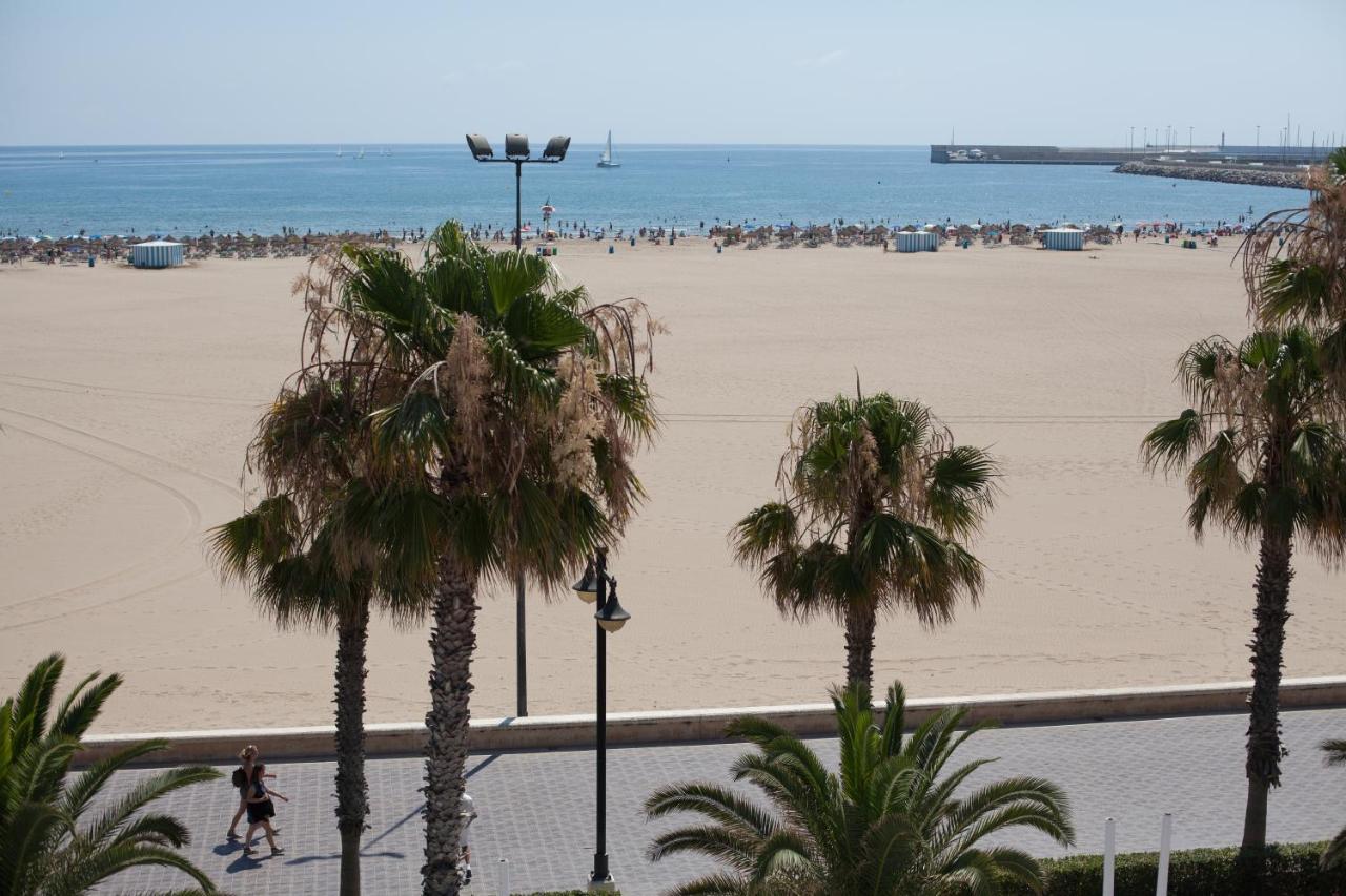 Sol Playa Hotel Valencia Exterior photo